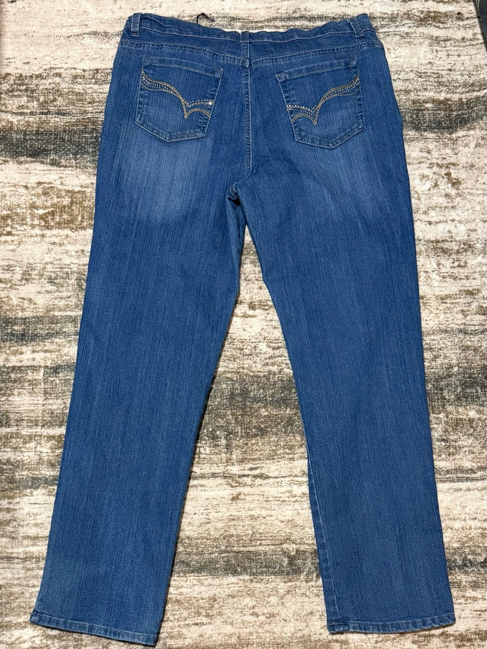 Gloria Vanderbilt-size 16 denim jeans bedazzled back pockets - Picture 2 of 10